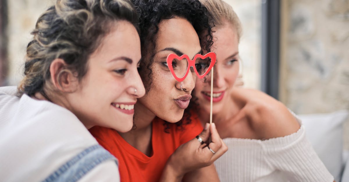 The Impact of AI Data Transparency on User Engagement